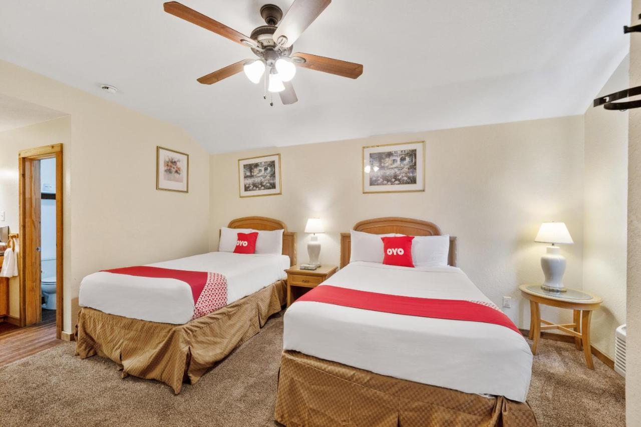 Oyo Hotel Kenedy Downtown - Us 181 Εξωτερικό φωτογραφία